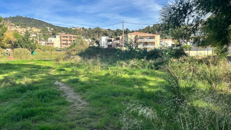 Terrain constructible à vendre à Bormes les Mimosas